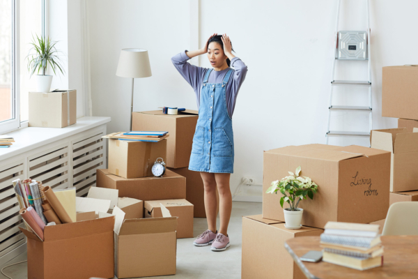 整理杂物可减少蜘蛛的藏身地。(Shutterstock)